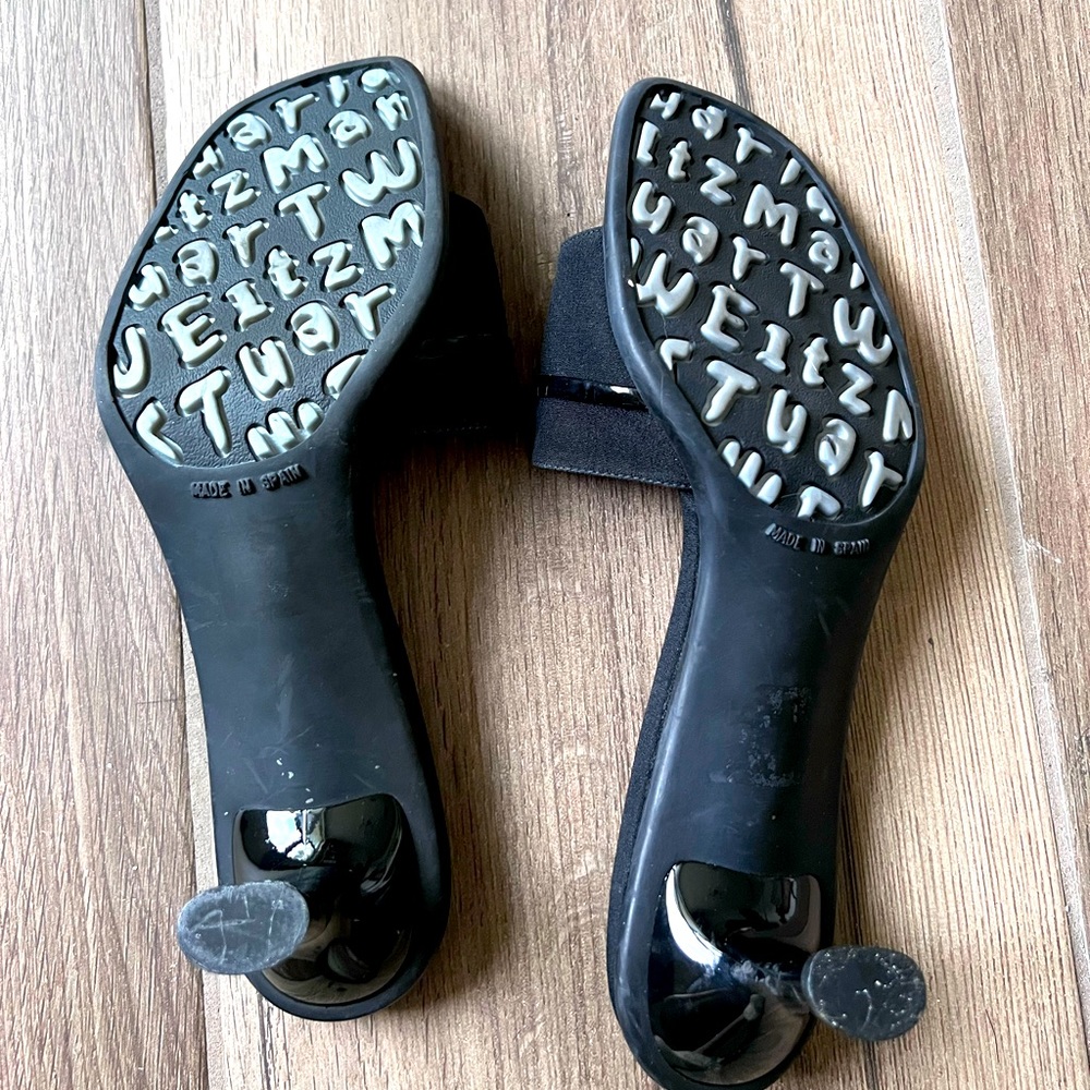 Stuart Weitzman heel slides 9.5